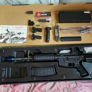 VFC M4A1 GBBR 및 다른 부착물 일괄판매