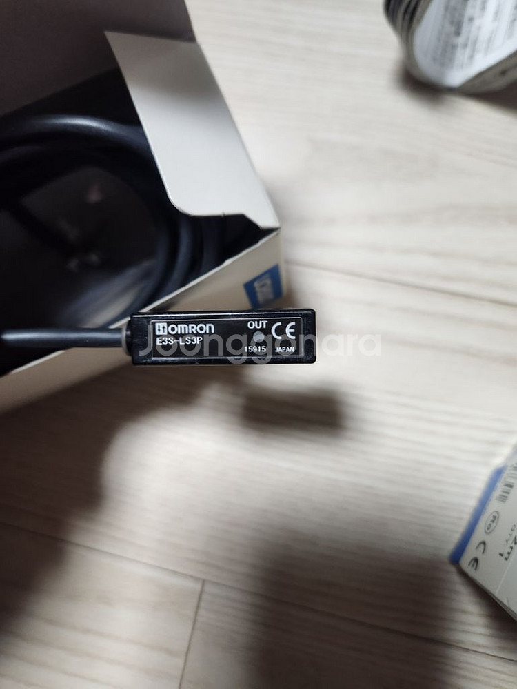OMRON E3S-LS3P--2