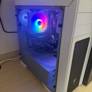 게이밍 컴퓨터(RTX 4060)