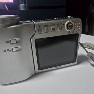 니콘 쿨픽스 S10 VR 카메라(중고)