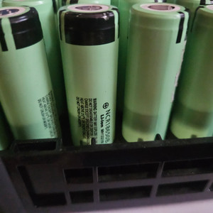 파라소닉18650 B(3350mah) 100개 12만원