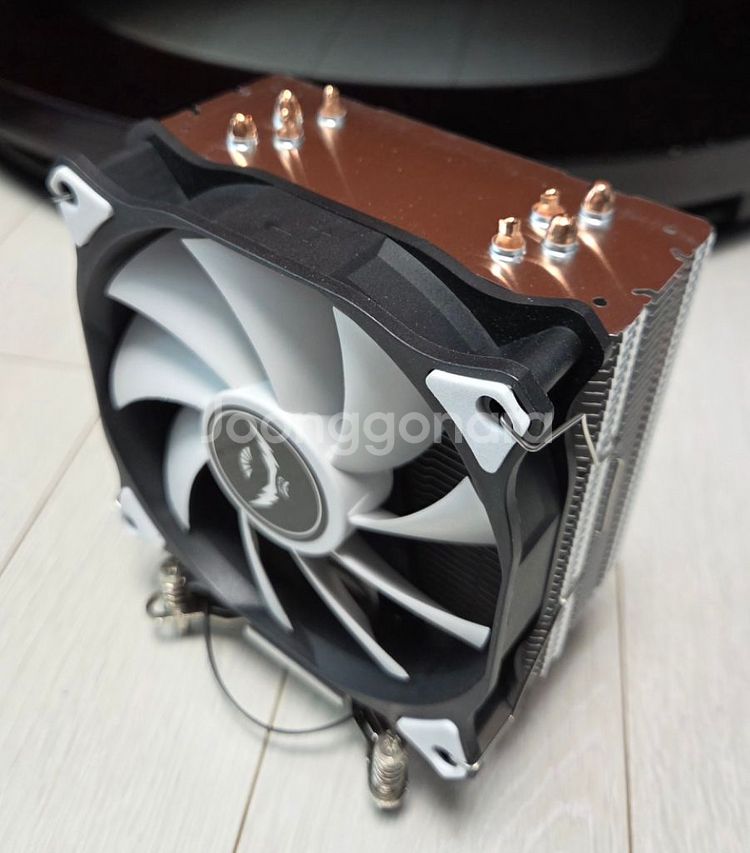 인텔 cpu 타워 쿨러 120mm 팬 판매 (택포)--0