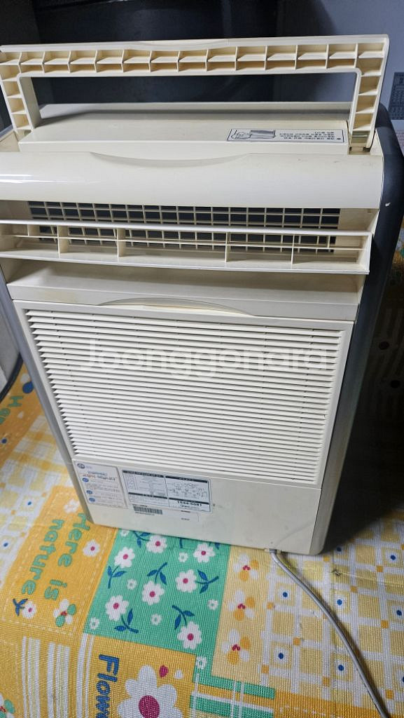 위닉스제습기10리터 1등급결로방지예방 물잘빨립니다--3