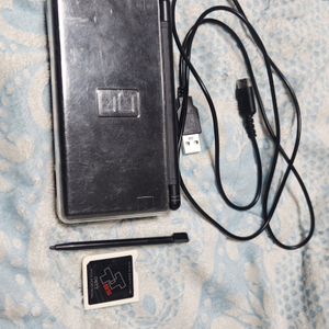 닌텐도 ds lite + TT칩(sd카드없음)