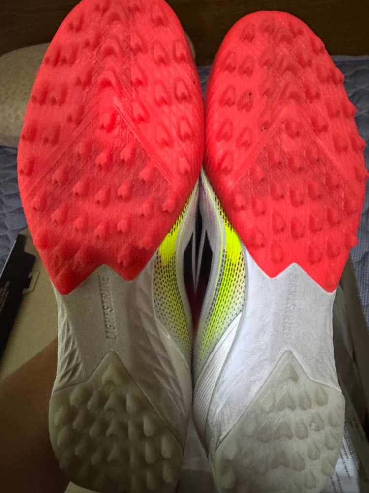 아디다스 F50 LL 프로 풋살화 255--1