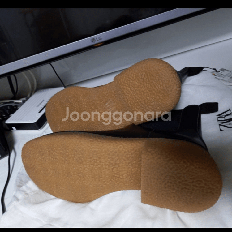 자라 소가죽 블랙 앵클부츠 1115810--2