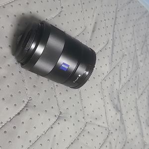 sony sel 25mm f1.8 za