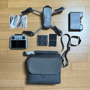 dji air3 플라이모어 콤보 판매합니다.