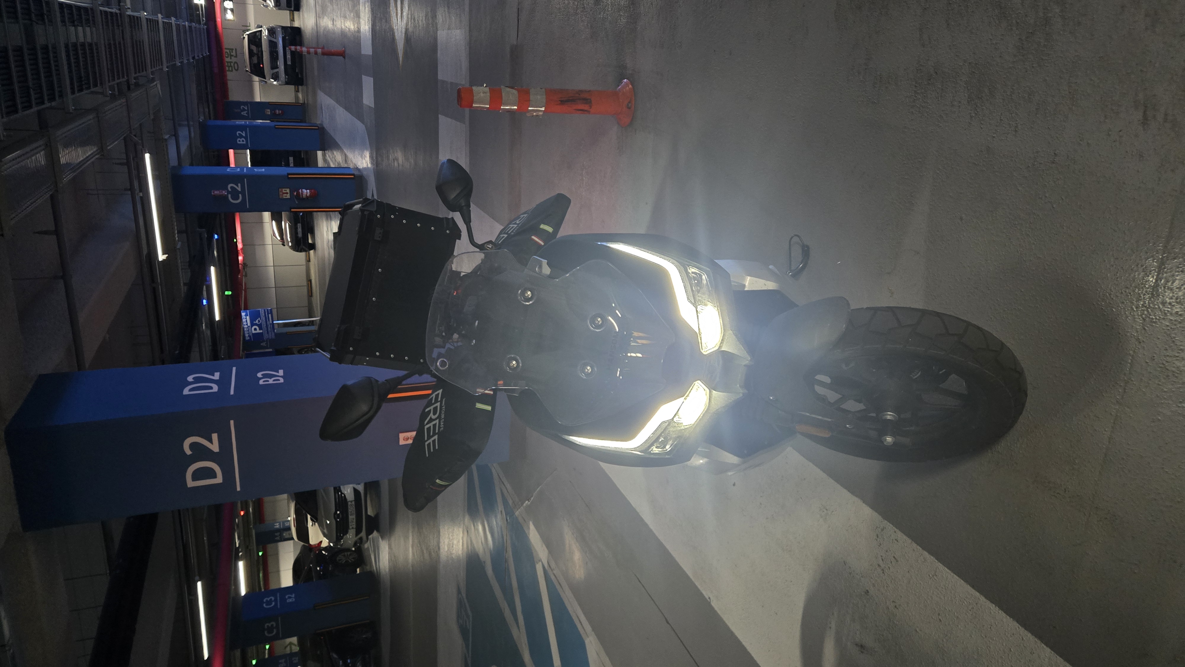 한솜 Adv 125 6325km 주행