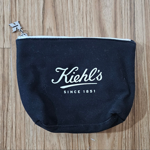 키엘 파우치