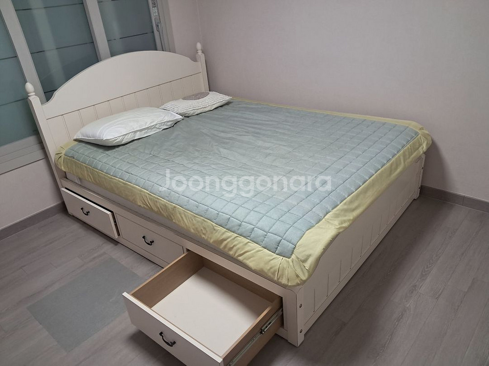 물건명: 따뜻한 수납형 원목 침대 31만원--4