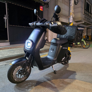 전기스쿠터 모토벨로 A30 2000W 60V 26Ah