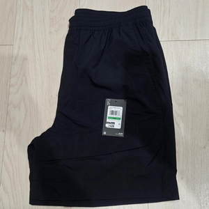 언더아머 어반 OD 데일리 쇼츠 반바지 L