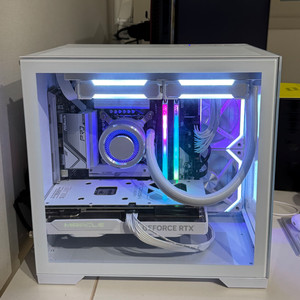 화이트 게이밍 조립 pc 4070super