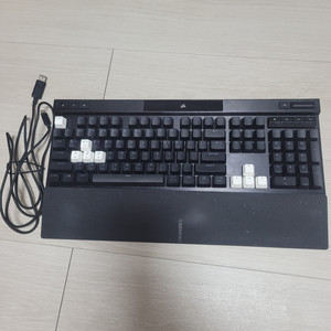 커세어 k70 rgb pro 갈축 팝니다