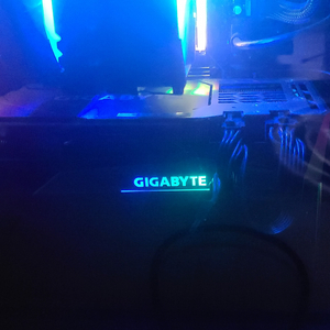 기가바이트 rtx3070 판매합니다. 택배비포함