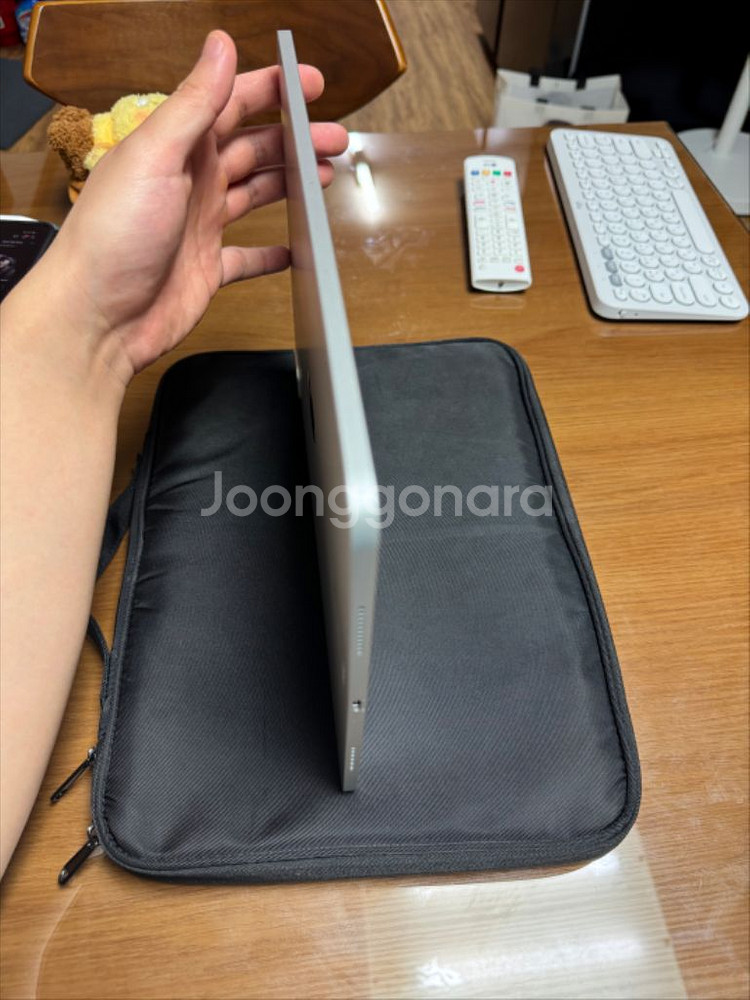 아이패드 프로 12.9 5세대 128 실버 (펜슬포함)--2