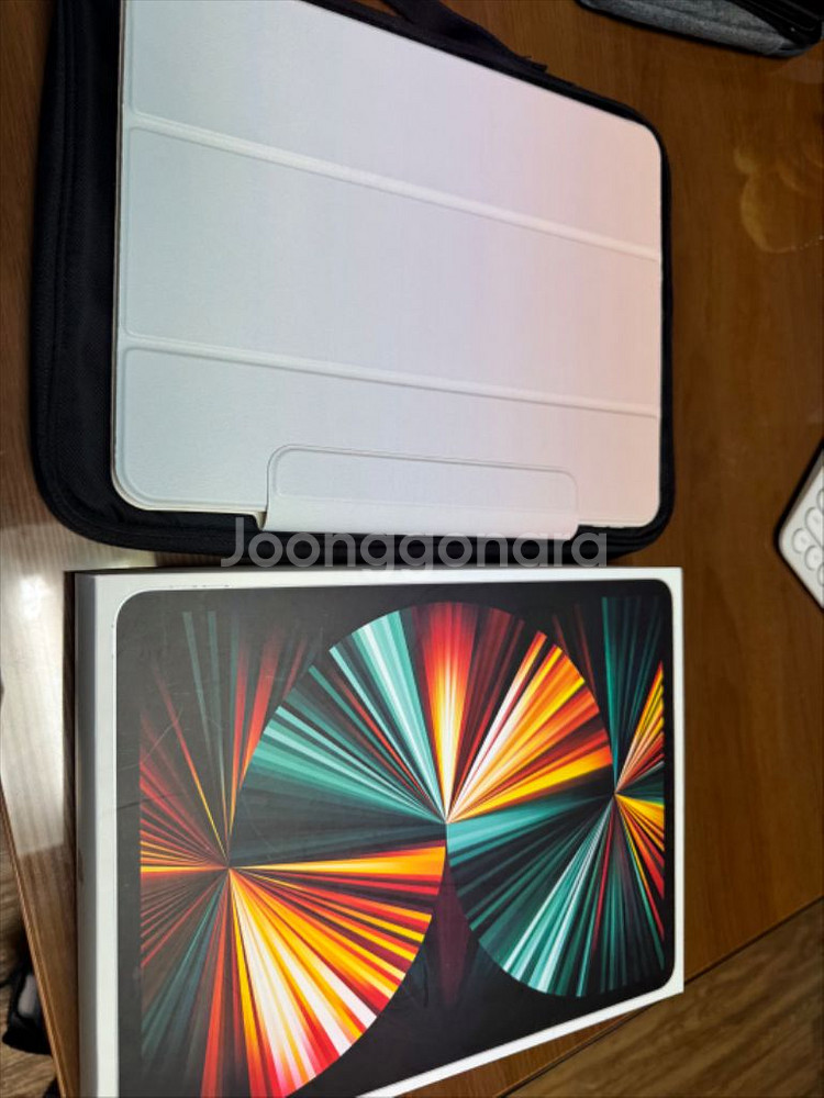 아이패드 프로 12.9 5세대 128 실버 (펜슬포함)--6