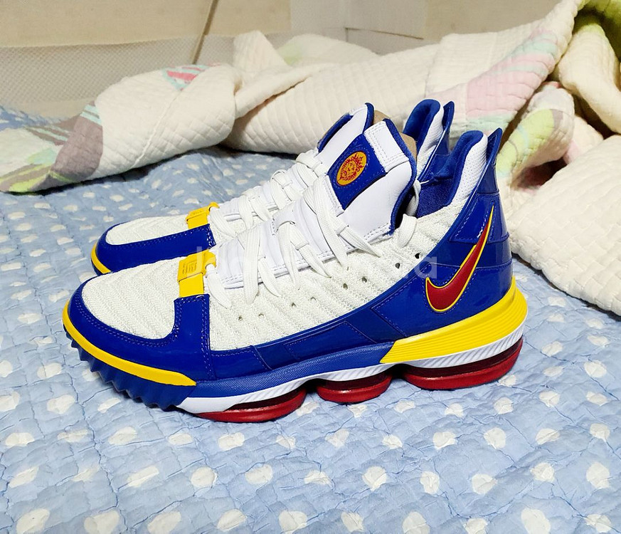 나이키 르브론16 SB 슈퍼 브론 스페셜 에디션 265--2