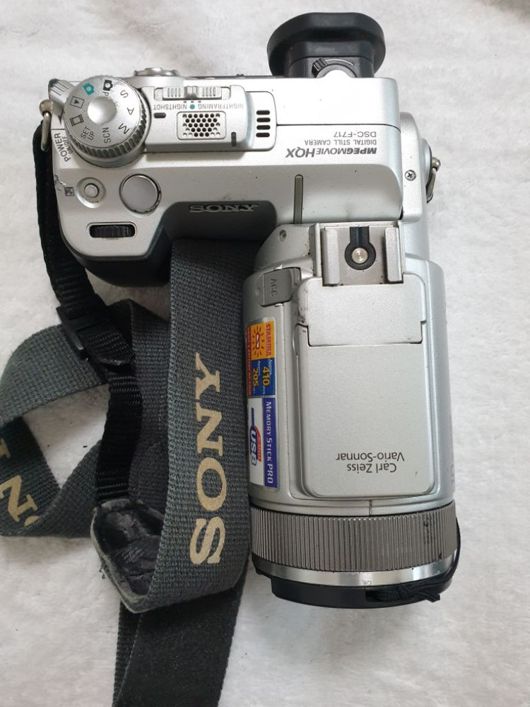 소니 DSC-F717 디카 이미지