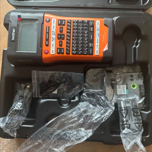 브라더 라벨기 PT E550W