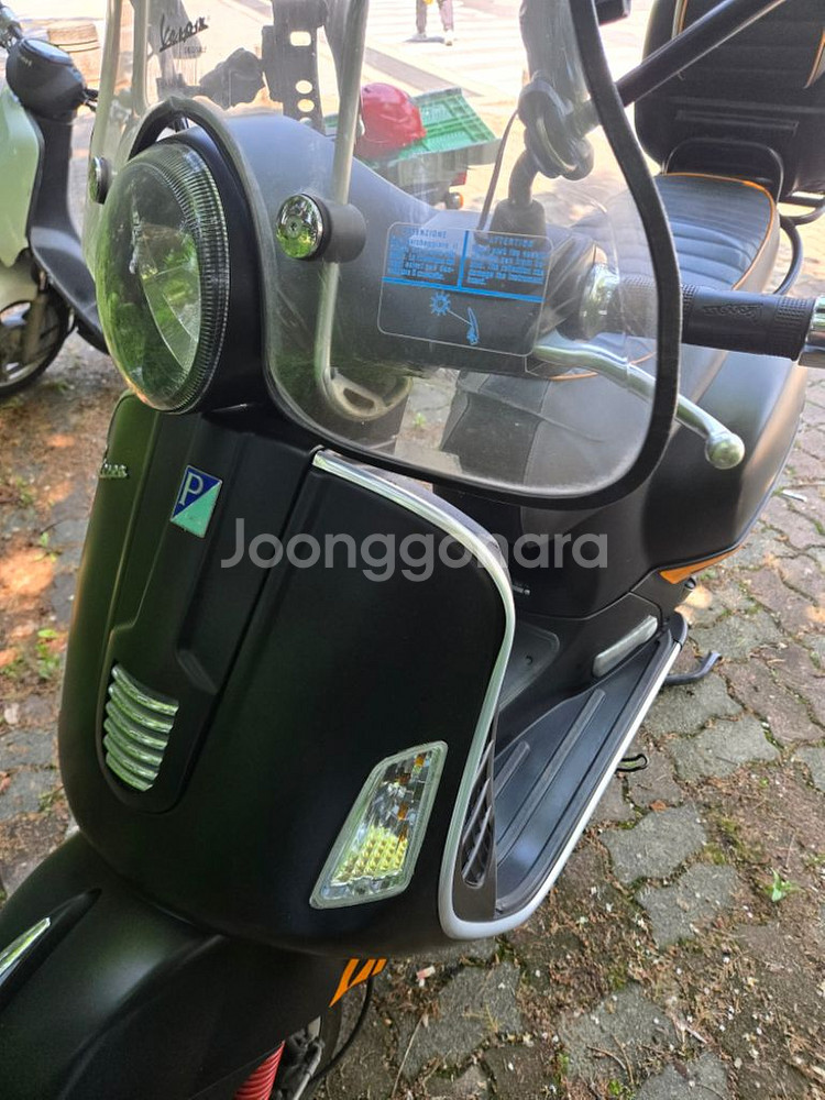 베스파 GTA300--2