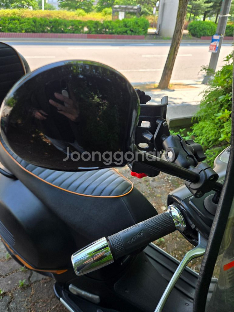 베스파 GTA300--8