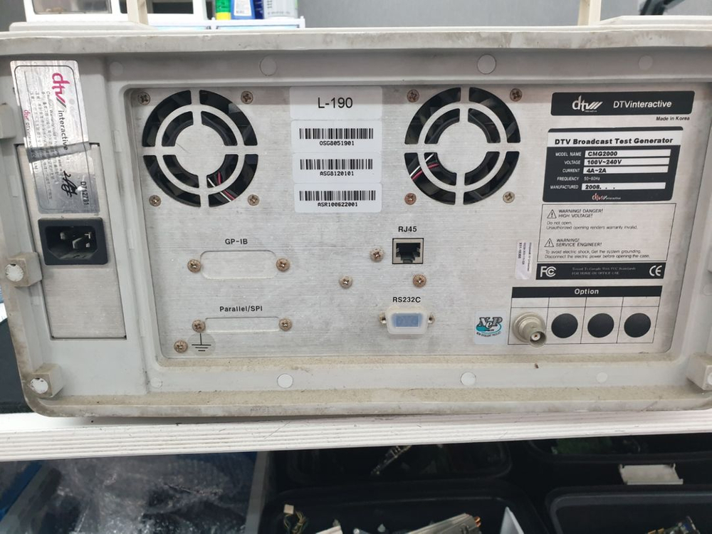 CMG-2000 CMBB Signal Generator 이미지