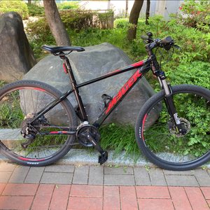 입문용MTB. 예거 아스펜3 M사이즈.