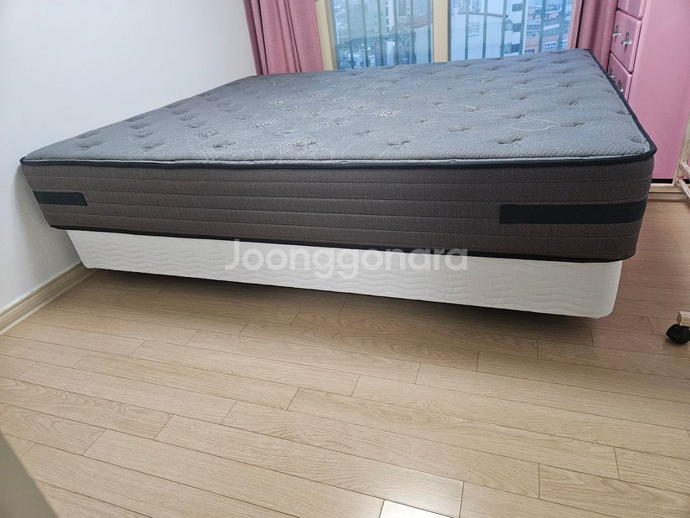 씰리침대 칼킹사이즈프레임포함--1