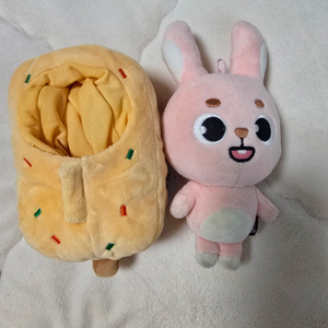 데이식스 데니멀즈 24필끼 판매합니다! (+부산오뎅옷