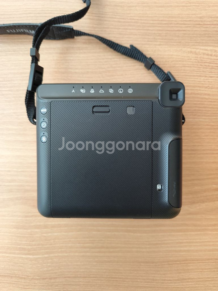 인스탁스 스퀘어 sq6--1