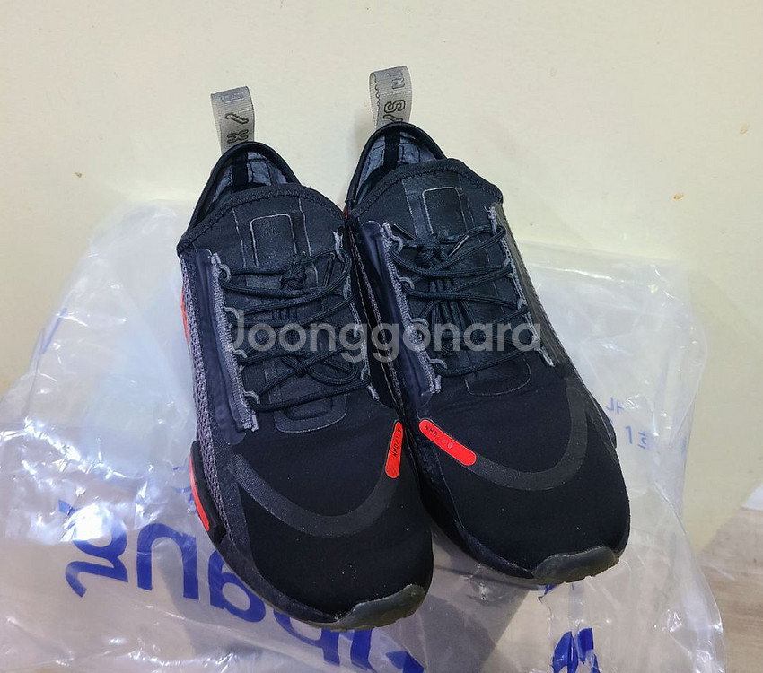 아디다스 NMD R1 블랙 솔라 레드 260~265--2