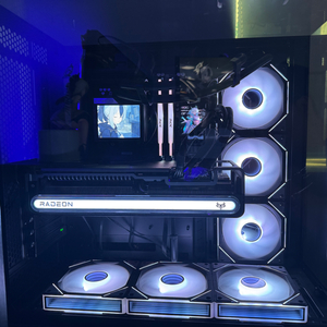 7900XTX NITRO 판매합니다.
