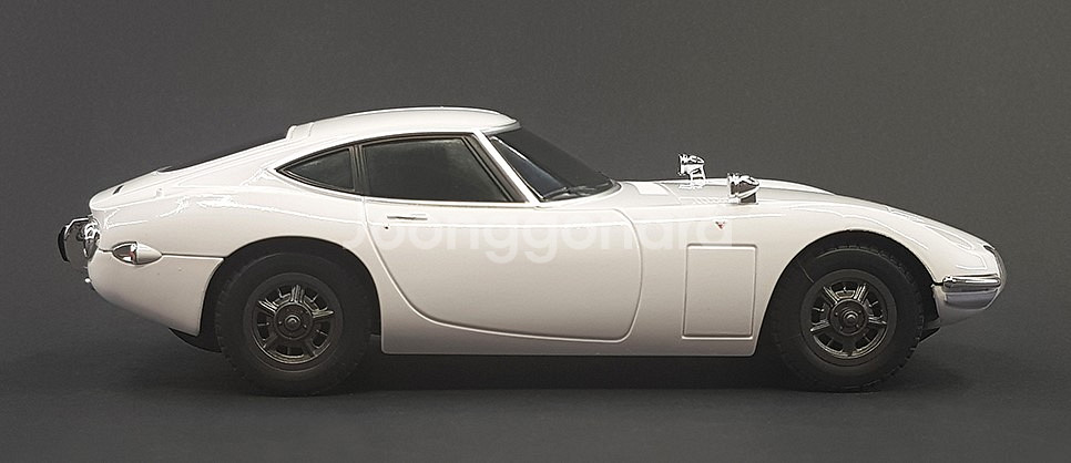 [창고대방출] TOYOTA 2000GT RC카--3