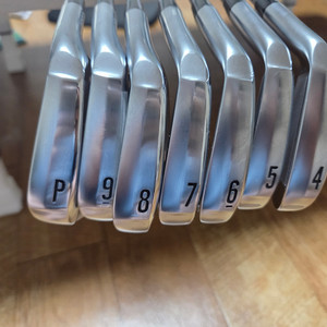 25년 신형 스릭슨 zxi7 아이언 세트(4~P)