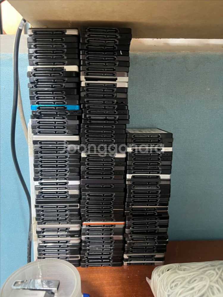 외산 ssd 120, 128 팝니다.--2