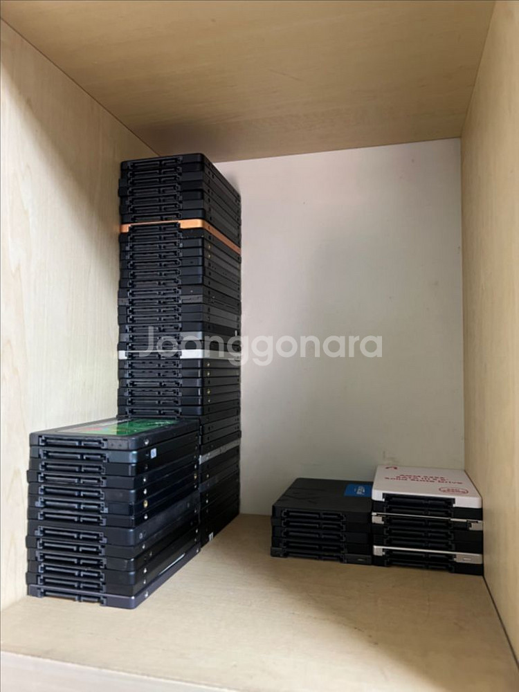 외산 ssd 120, 128 팝니다.--1