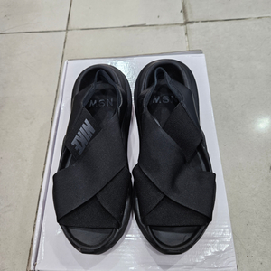 나이키샌들(230)새상품