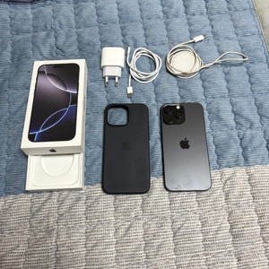 아이폰16 Pro Max 스페이스블랙