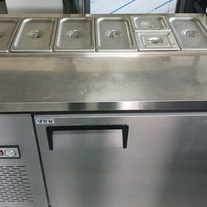 1200뒤줄 바트 반찬 냉장고 상부선반 포함 판매 합니