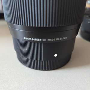 시그마 56mm 1:1.4 렌즈