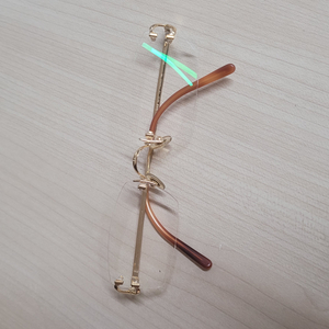 까르띠에 안경