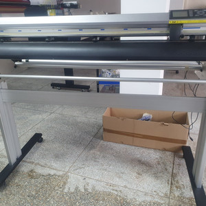 그라프텍 CE6000-120 중고 시트컷팅기