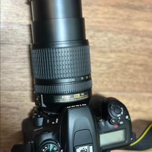 니콘 DSLR 카메라 바디 + 18-140mm 줌 렌즈