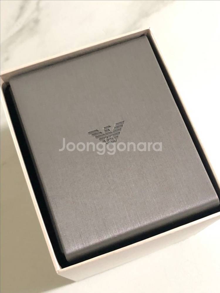 [랩핑그대로. 미사용새제품]엠포리오 아르마니 여성 가죽--2