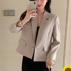 베니토 세미크롭자켓 44~66반 free size