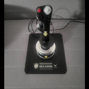 THRUSTMASTER HOTAS 워트호그 플라이트스틱