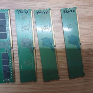 삼성 DDR4 PC4-21300 램 팝니다.