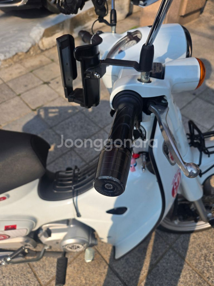 혼다 슈퍼커브 화이트 2023년식--7